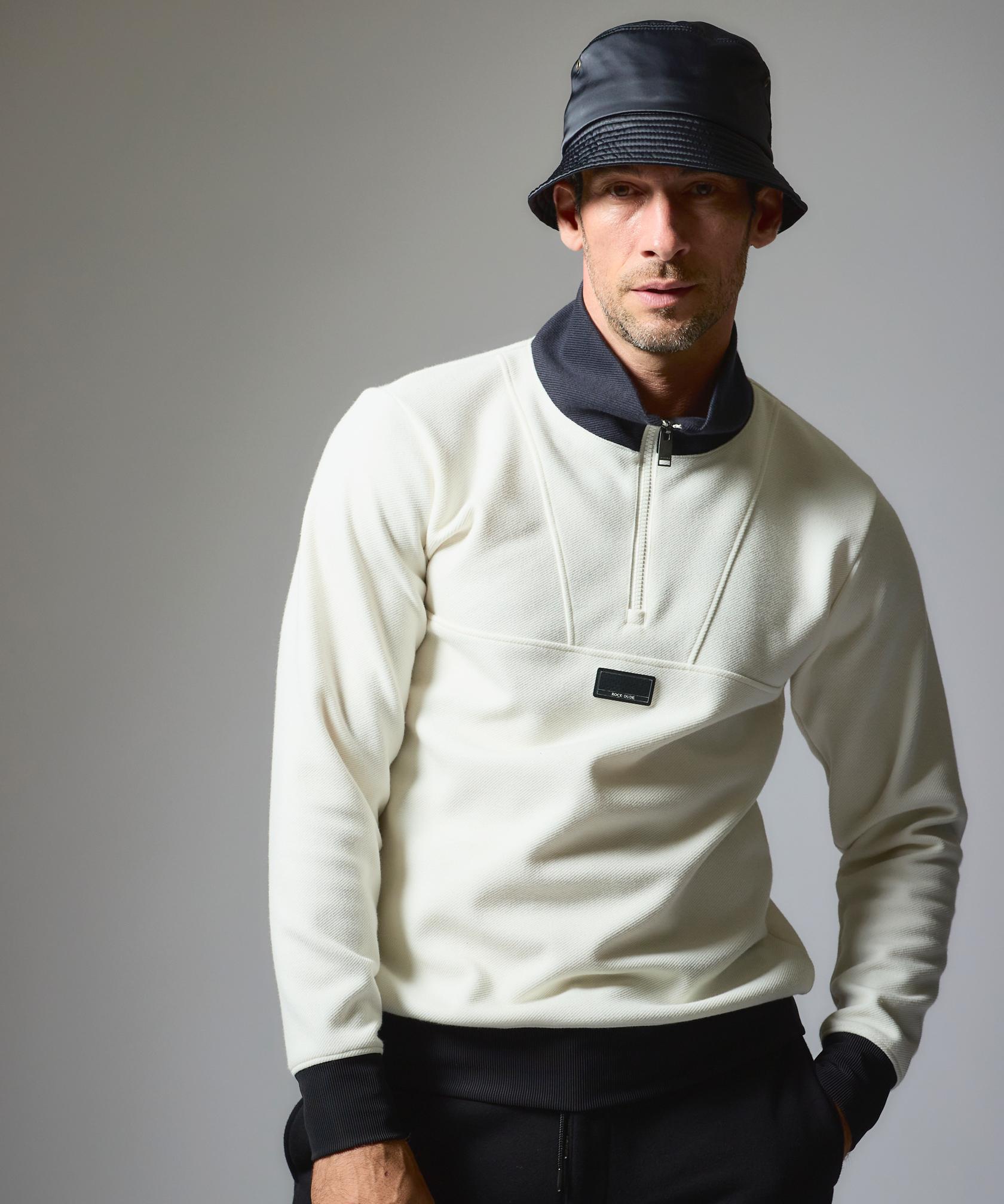 ▼【RD】コラボＺＩＰプルオーバ(WHITE-M)