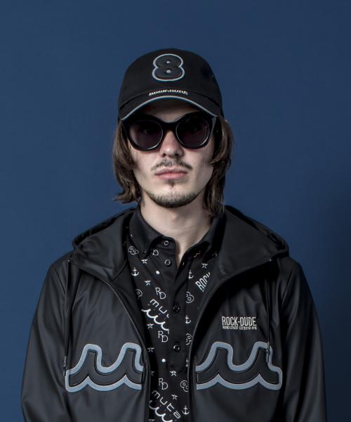 ▼【RD】8ロゴロウキャップ(BLACK-free)