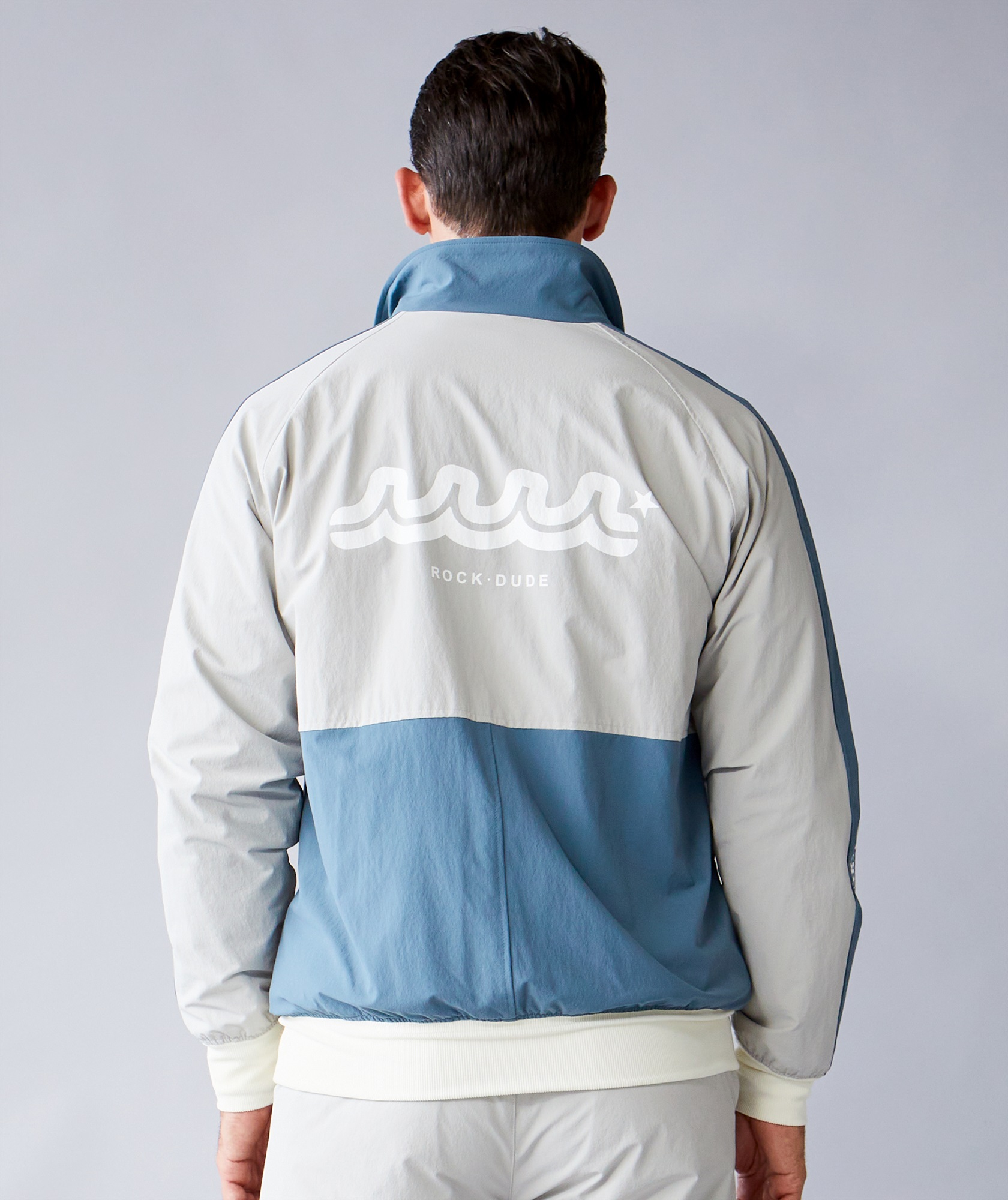 美品 【完売】ROCK・DUDE×muta Marine コラボキルトブルゾン 24BANDEL×muta MARINEコラボアイテムが登場。 美品 【完売】ROCK・DUDE