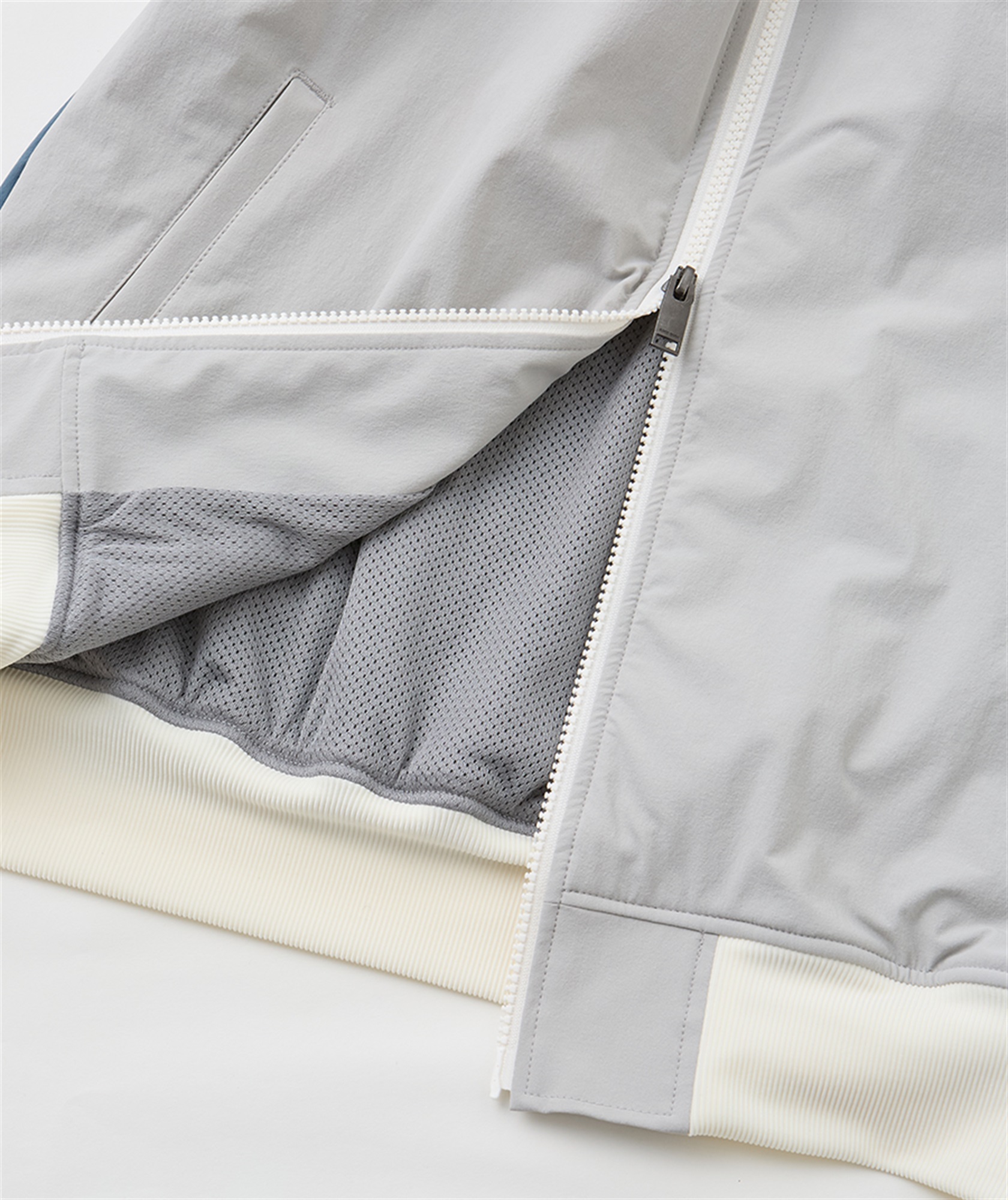 美品 【完売】ROCK・DUDE×muta Marine コラボキルトブルゾン 24BANDEL×muta MARINEコラボアイテムが登場。 美品 【完売】ROCK・DUDE